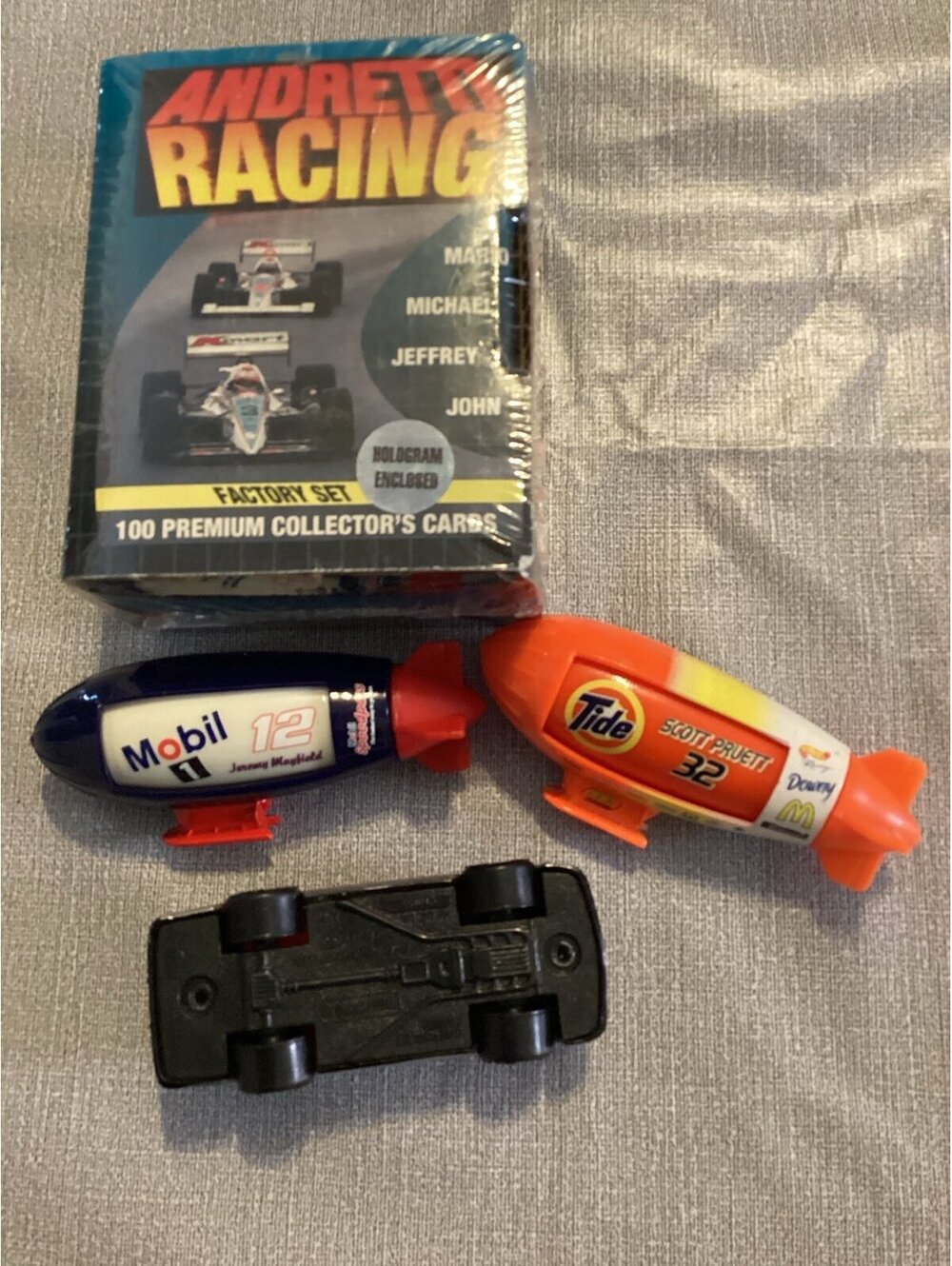 Racing Lot - Picture 3 of 4